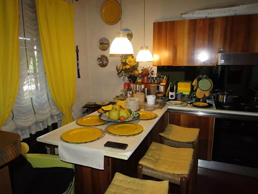 Immagine 8 di Casa indipendente in vendita  a Carrara