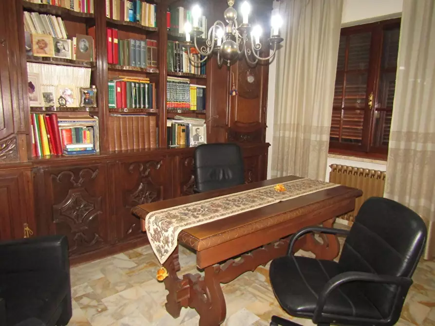 Immagine 12 di Casa indipendente in vendita  a Carrara