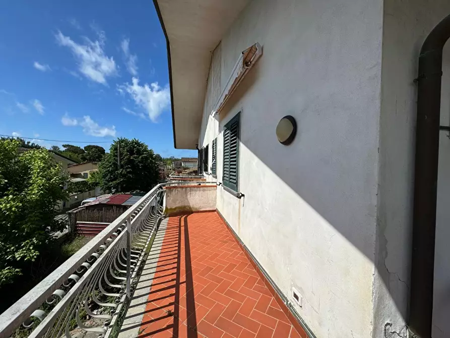 Immagine 9 di Porzione di casa in affitto  a Montignoso