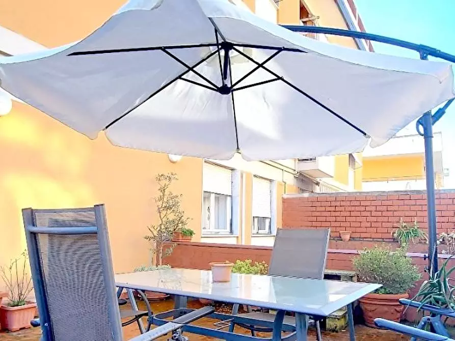 Immagine 40 di Appartamento in vendita  a Carrara