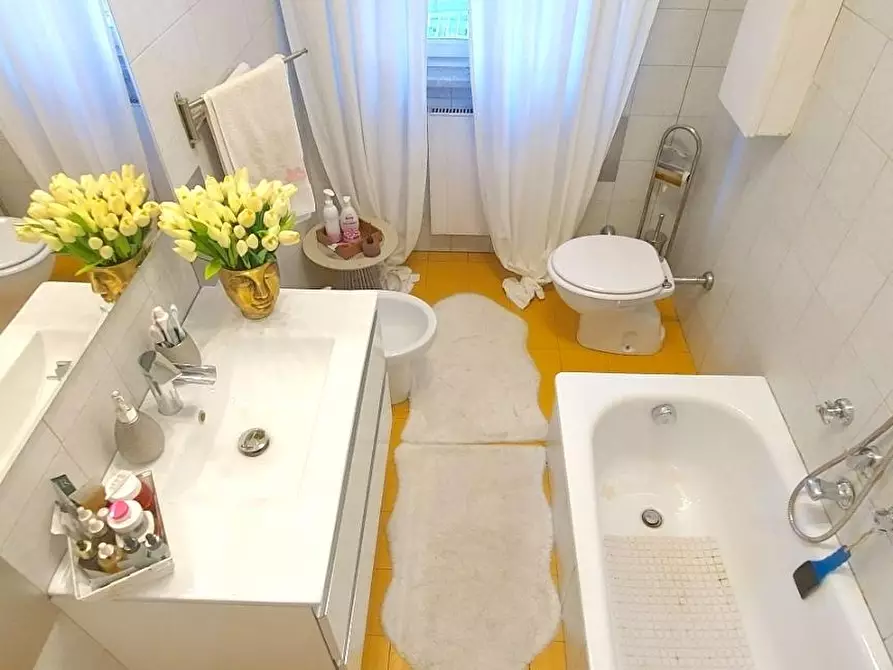 Immagine 39 di Appartamento in vendita  a Carrara