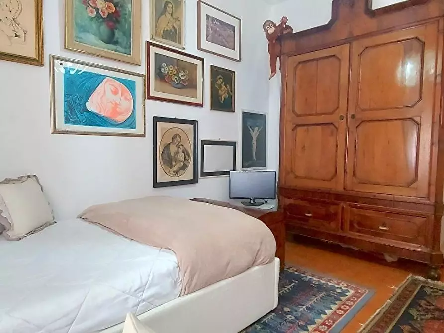 Immagine 27 di Appartamento in vendita  a Carrara