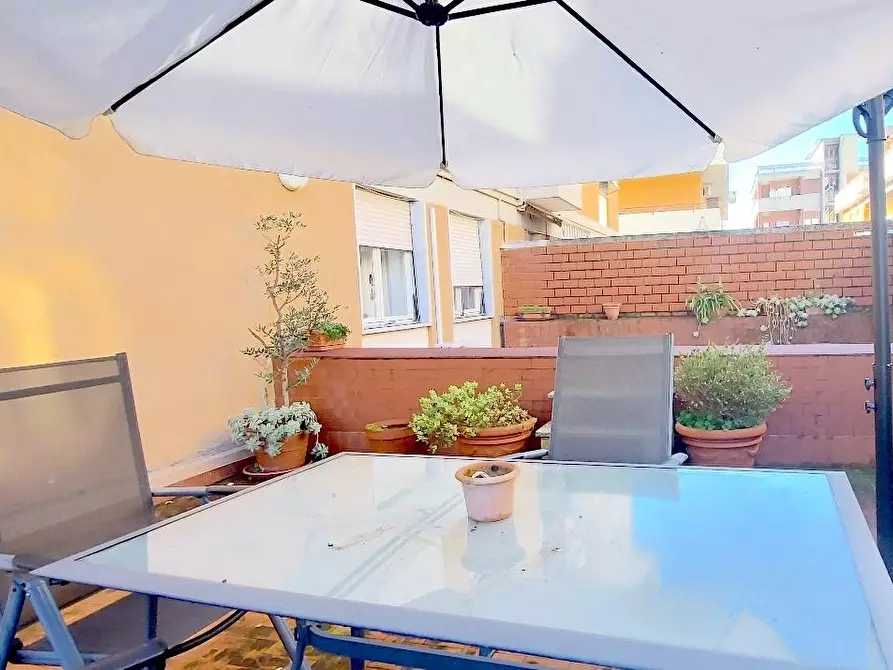 Immagine 41 di Appartamento in vendita  a Carrara