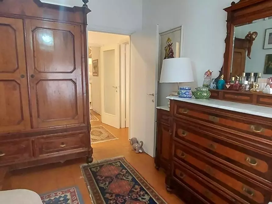 Immagine 28 di Appartamento in vendita  a Carrara