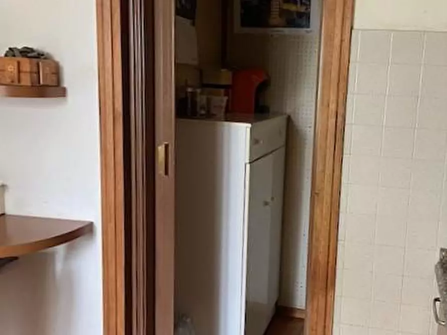 Immagine 14 di Appartamento in vendita  a Pisa