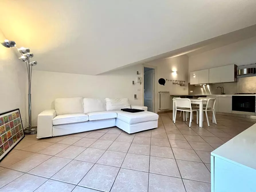 Immagine 6 di Mansarda in vendita  a Massa