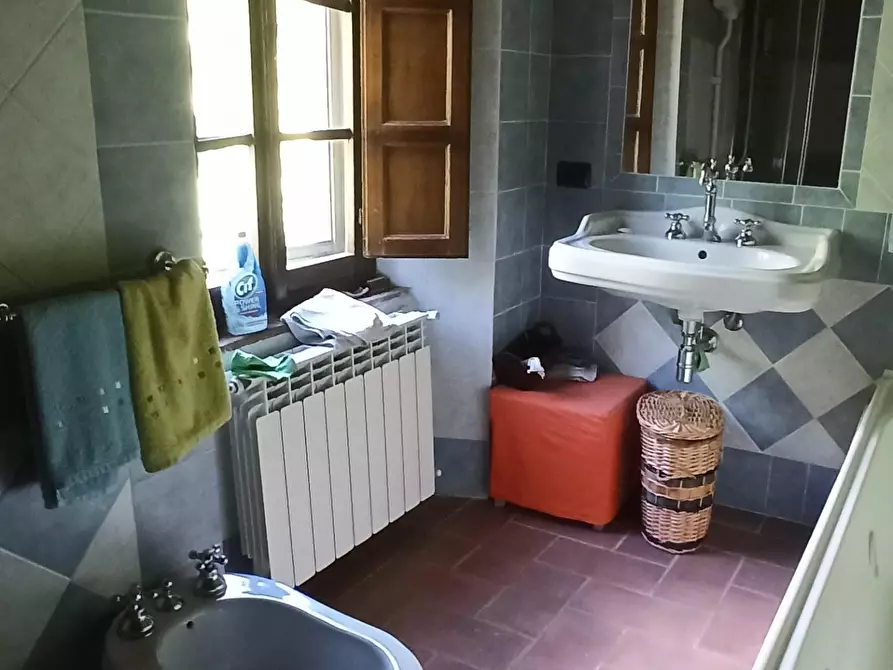 Immagine 26 di Porzione di casa in vendita  a Bagni Di Lucca