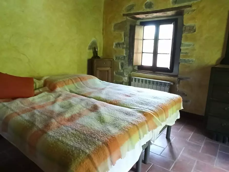 Immagine 49 di Porzione di casa in vendita  a Bagni Di Lucca