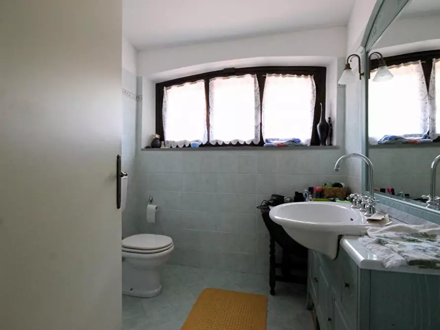 Immagine 36 di Villa in vendita  a Lucca