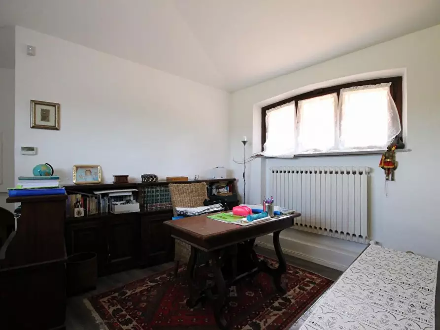 Immagine 34 di Villa in vendita  a Lucca