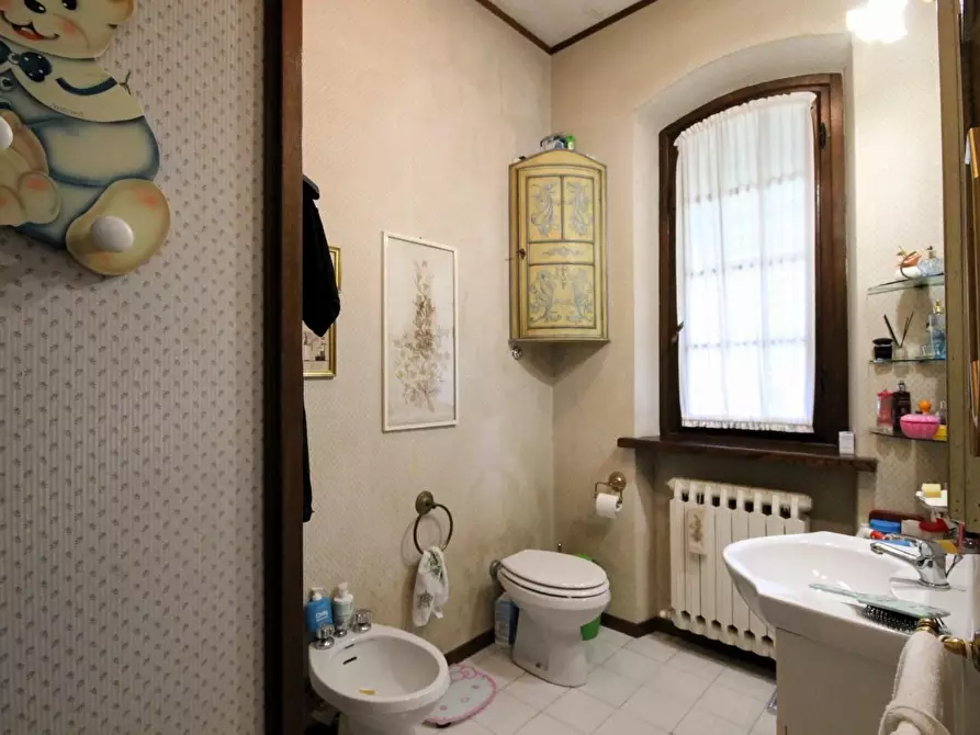 Immagine 30 di Villa in vendita  a Lucca