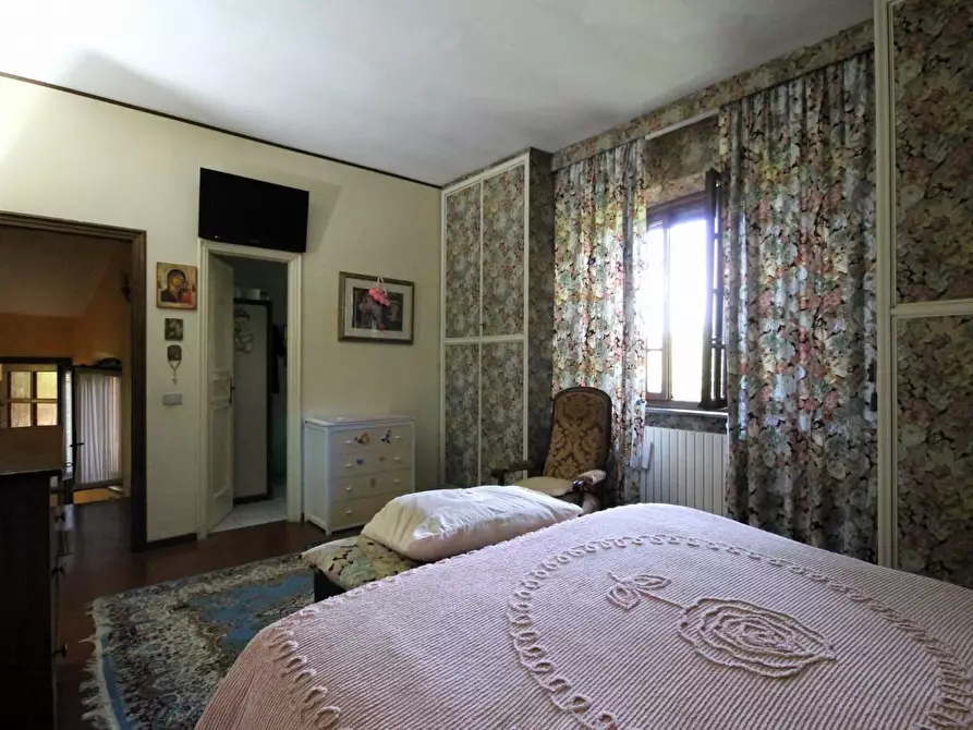 Immagine 29 di Villa in vendita  a Lucca