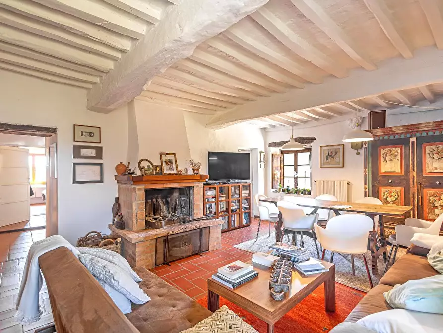 Immagine 35 di Casa colonica in vendita  a Pomarance