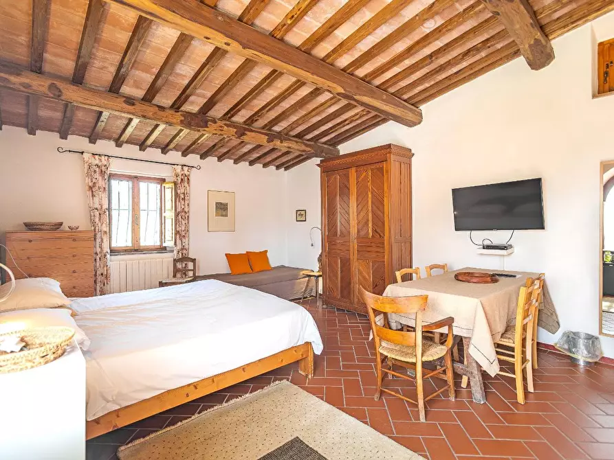 Immagine 25 di Casa colonica in vendita  a Pomarance