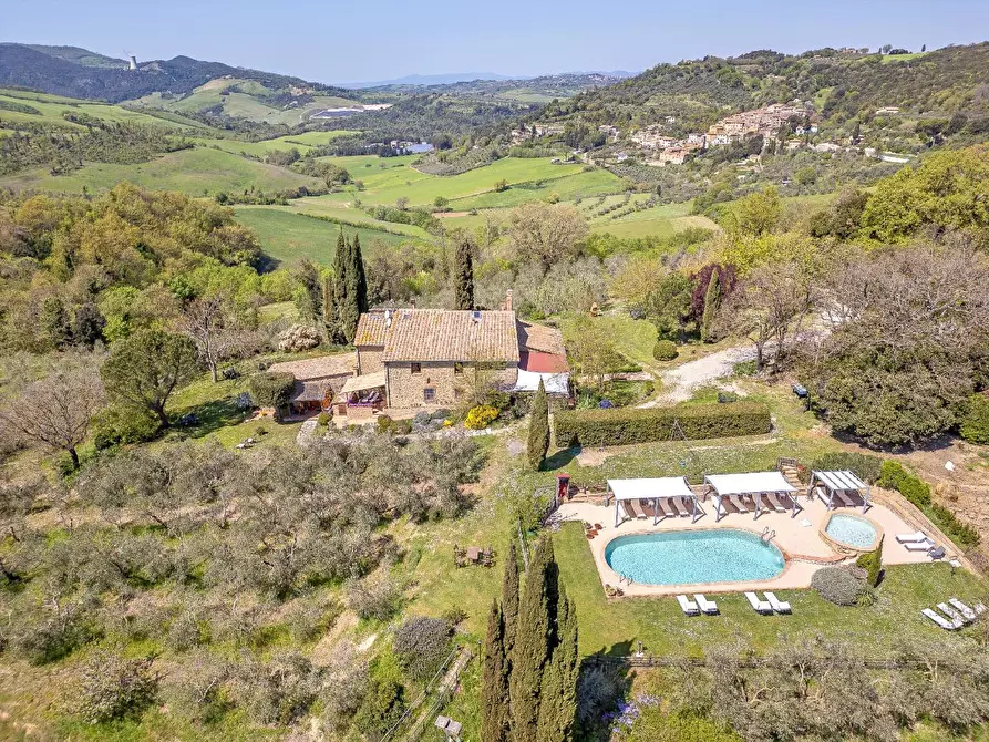 Immagine 9 di Casa colonica in vendita  a Pomarance