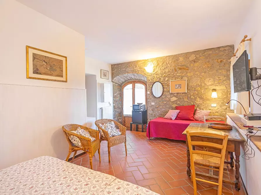 Immagine 20 di Casa colonica in vendita  a Pomarance