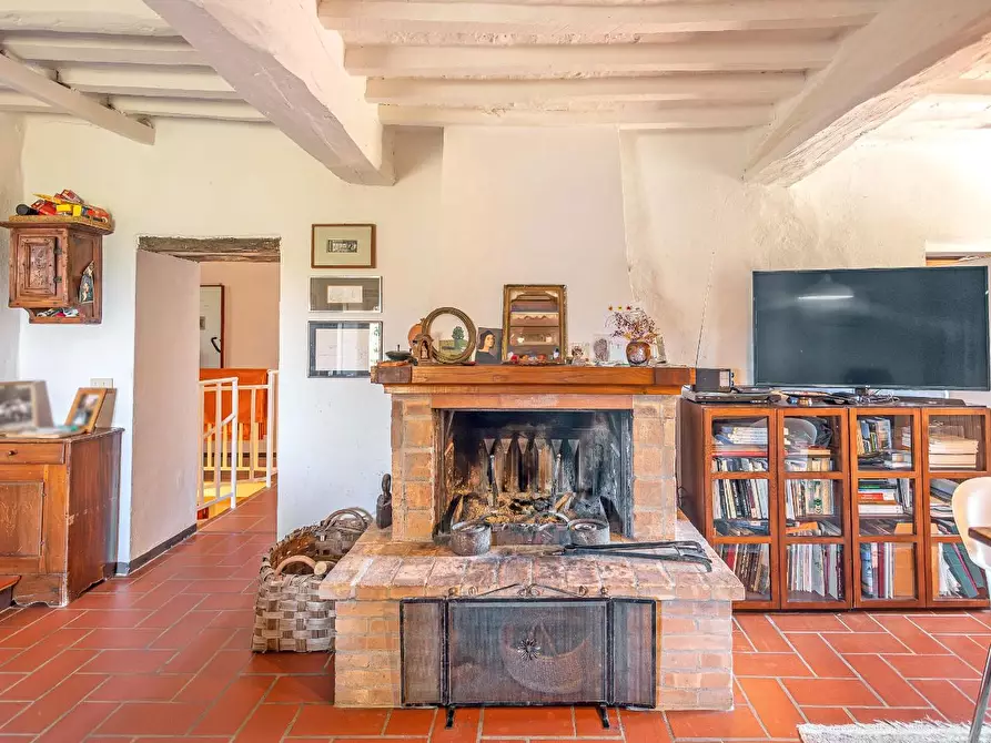 Immagine 16 di Casa colonica in vendita  a Pomarance