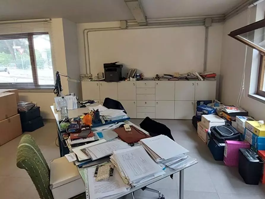 Immagine 12 di Ufficio in vendita  a Vinci