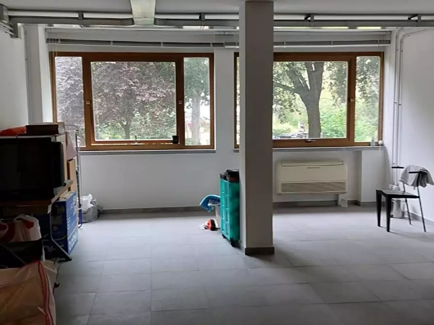 Immagine 9 di Ufficio in vendita  a Vinci