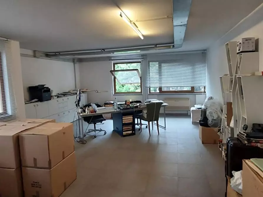 Immagine 2 di Ufficio in vendita  a Vinci