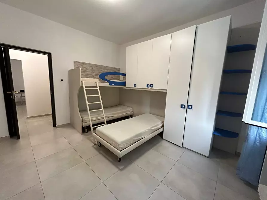 Immagine 17 di Appartamento in vendita  a Livorno