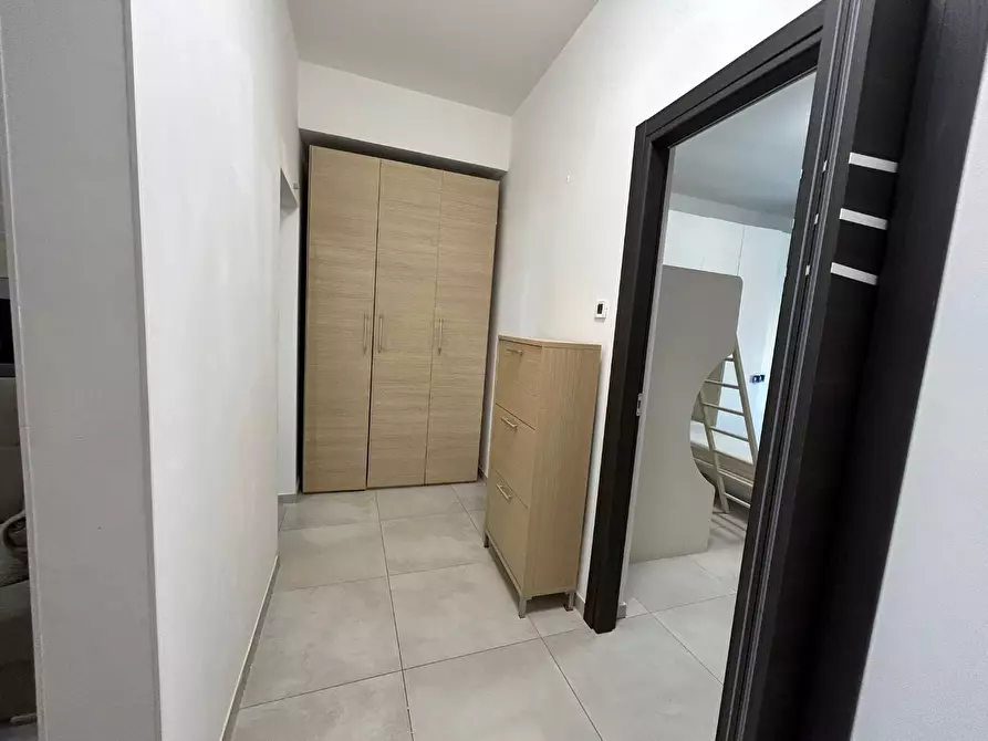 Immagine 3 di Appartamento in vendita  a Livorno