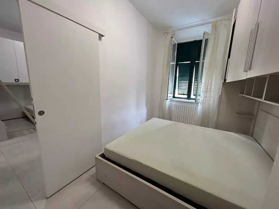 Immagine 23 di Appartamento in vendita  a Livorno