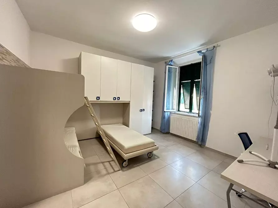 Immagine 16 di Appartamento in vendita  a Livorno