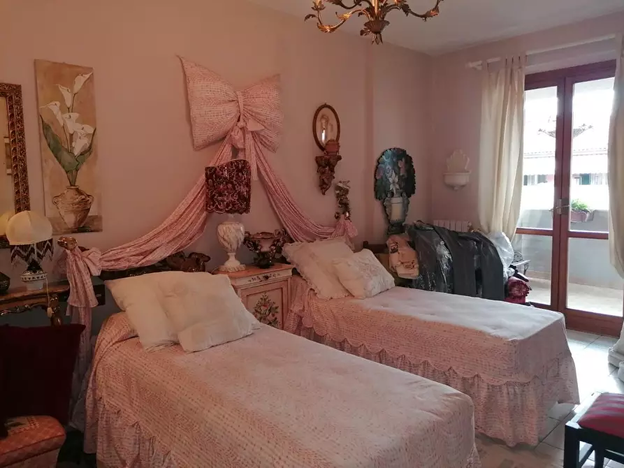 Immagine 24 di Villetta a schiera in vendita  a Carrara