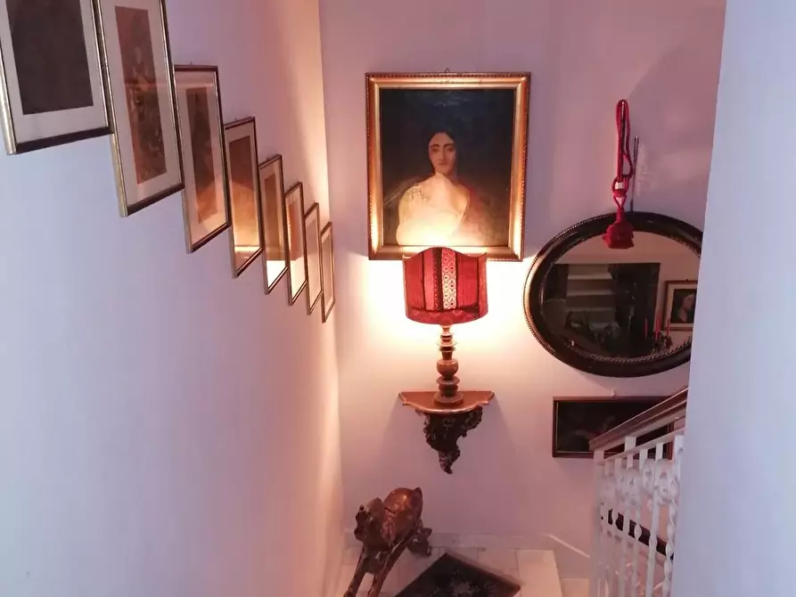 Immagine 15 di Villetta a schiera in vendita  a Carrara