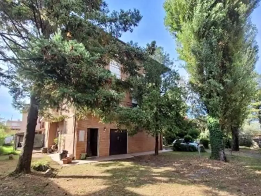 Immagine 29 di Appartamento in vendita  a Pietrasanta