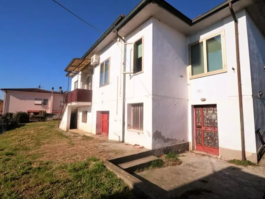 Immagine 22 di Casa indipendente in vendita  a Buti