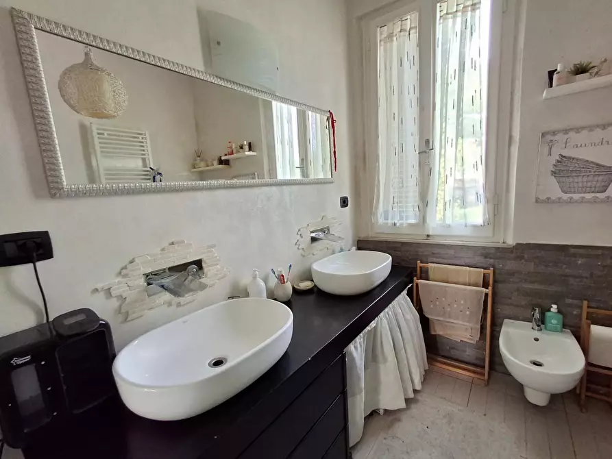 Immagine 31 di Terratetto in vendita  a Capraia E Limite