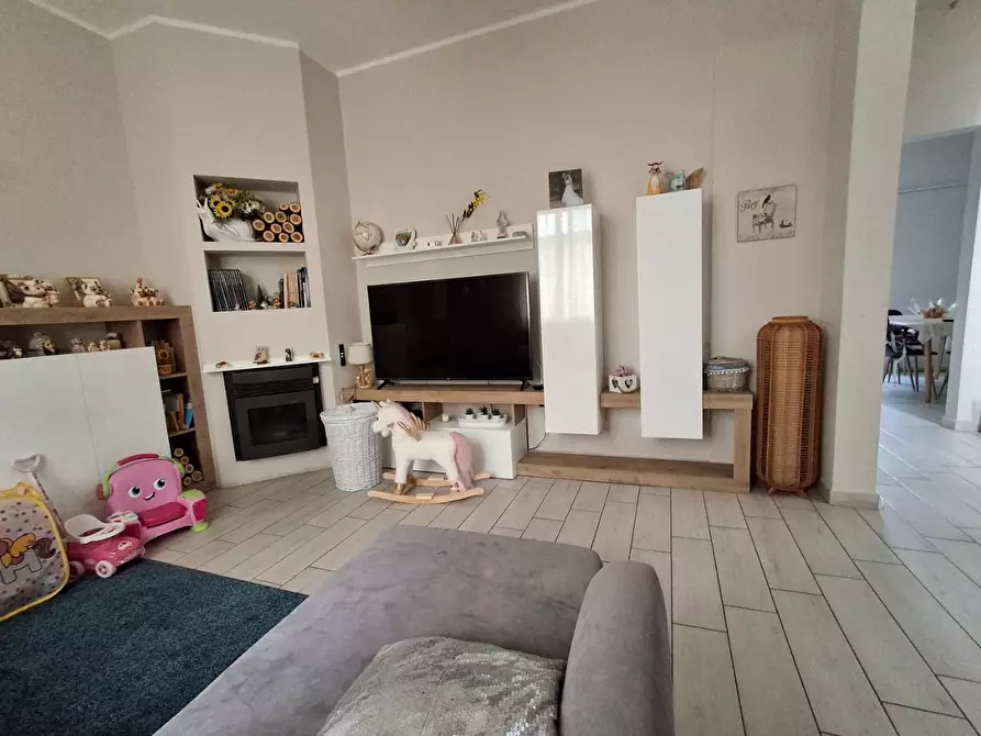 Immagine 5 di Terratetto in vendita  a Capraia E Limite