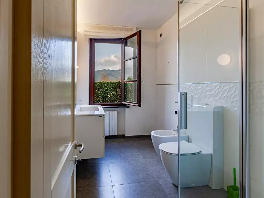 Immagine 48 di Villa in vendita  a San Giuliano Terme