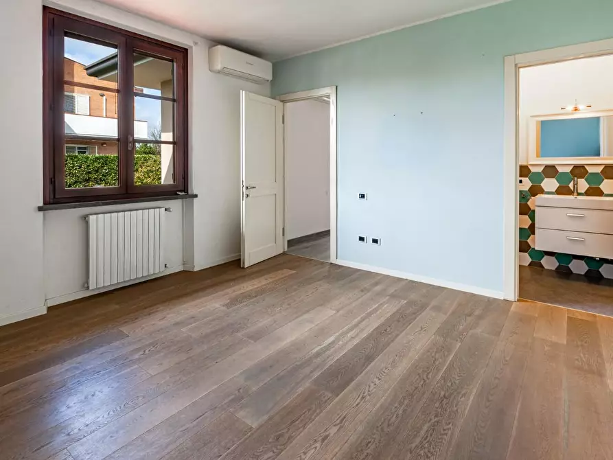 Immagine 45 di Villa in vendita  a San Giuliano Terme