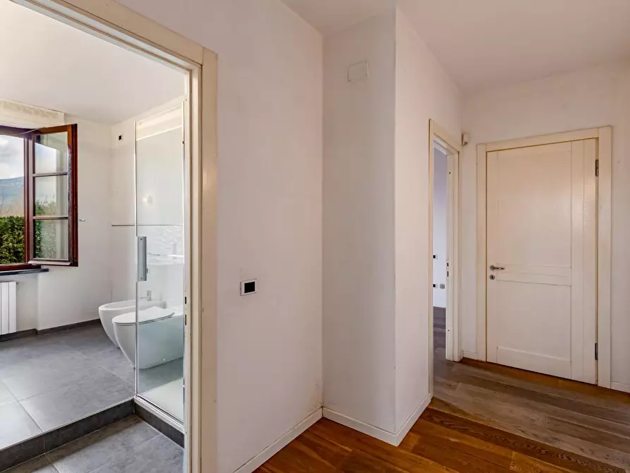 Immagine 50 di Villa in vendita  a San Giuliano Terme