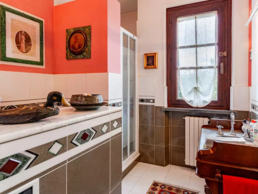 Immagine 22 di Villa in vendita  a San Giuliano Terme