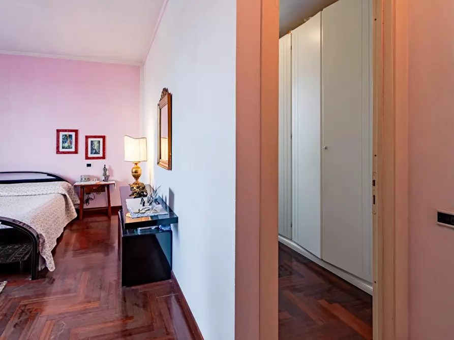 Immagine 43 di Villa in vendita  a San Giuliano Terme