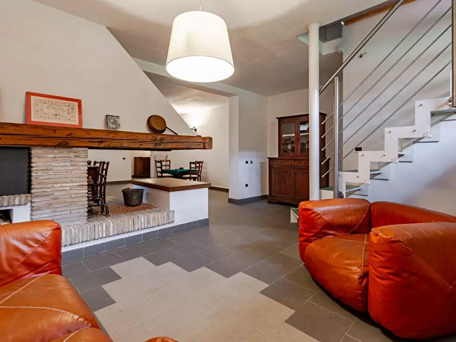 Immagine 29 di Villa in vendita  a San Giuliano Terme