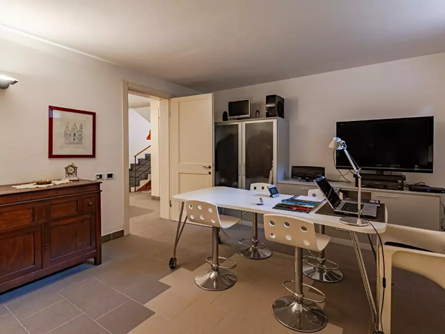 Immagine 26 di Villa in vendita  a San Giuliano Terme