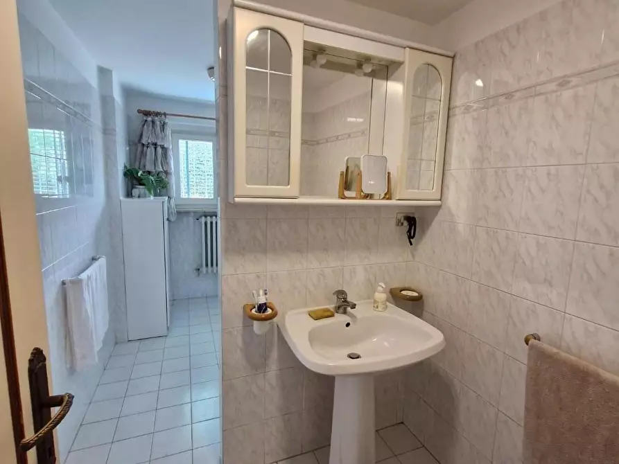 Immagine 14 di Appartamento in vendita  a Campiglia Marittima