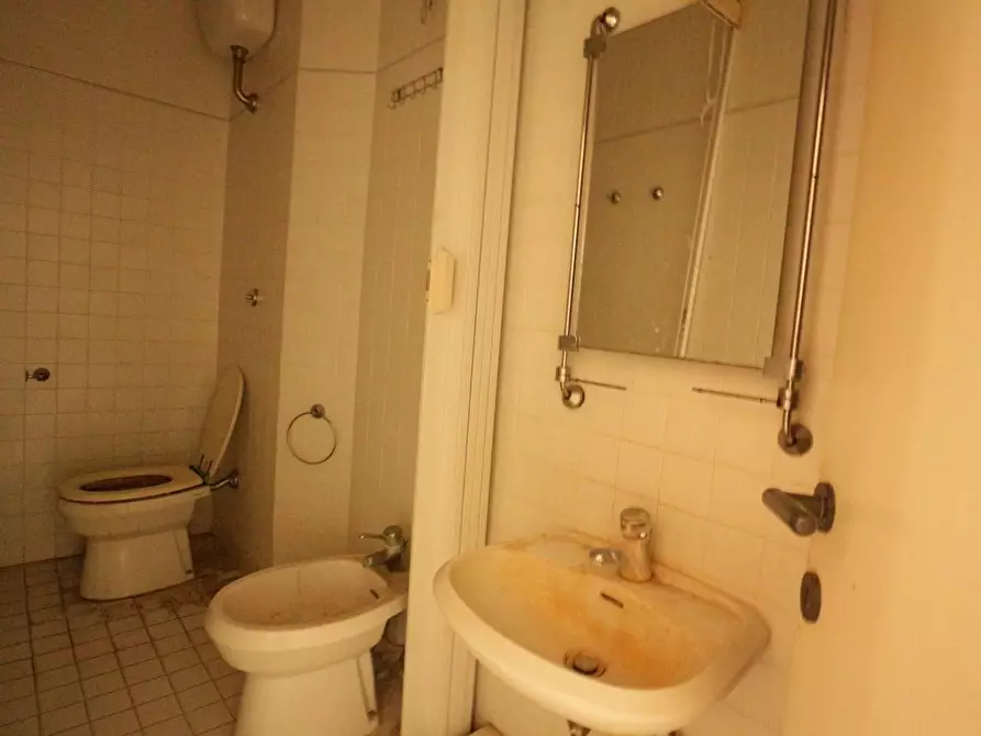 Immagine 9 di Appartamento in vendita  a Pontedera