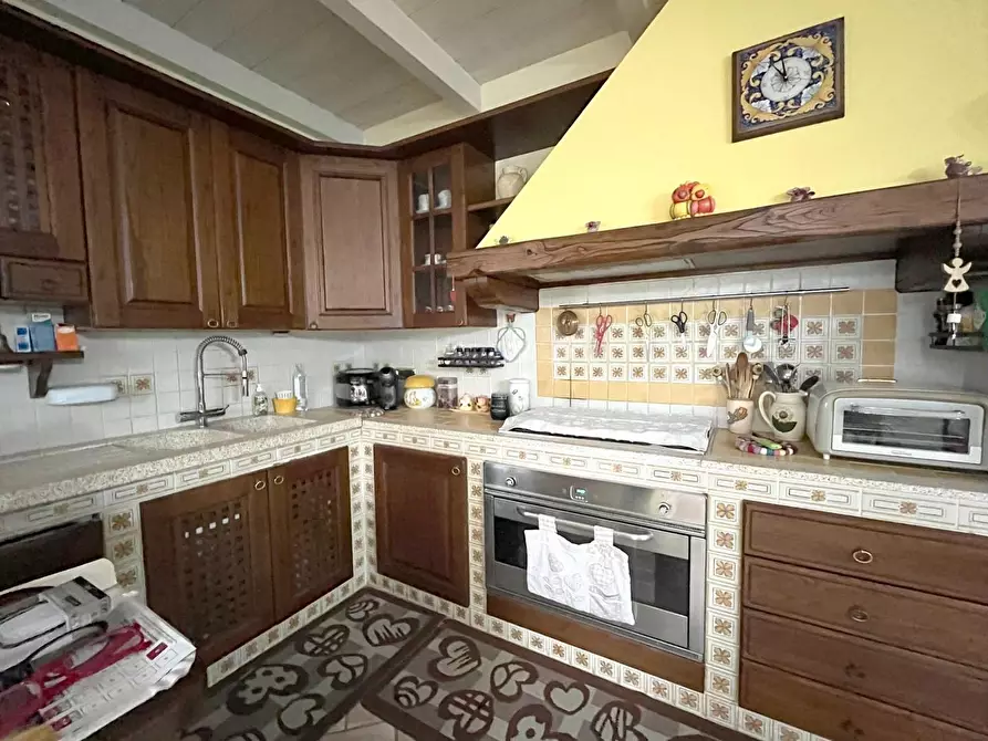 Immagine 31 di Villa in vendita  a Seravezza