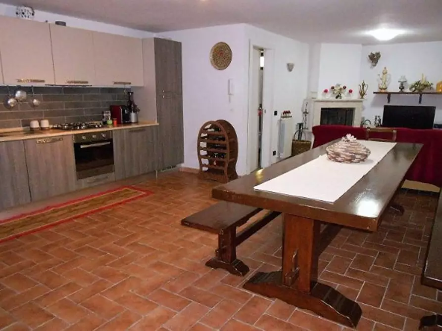 Immagine 49 di Villa in vendita  a Seravezza