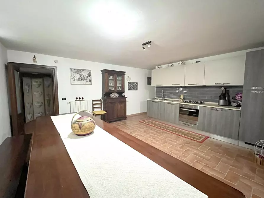 Immagine 56 di Villa in vendita  a Seravezza