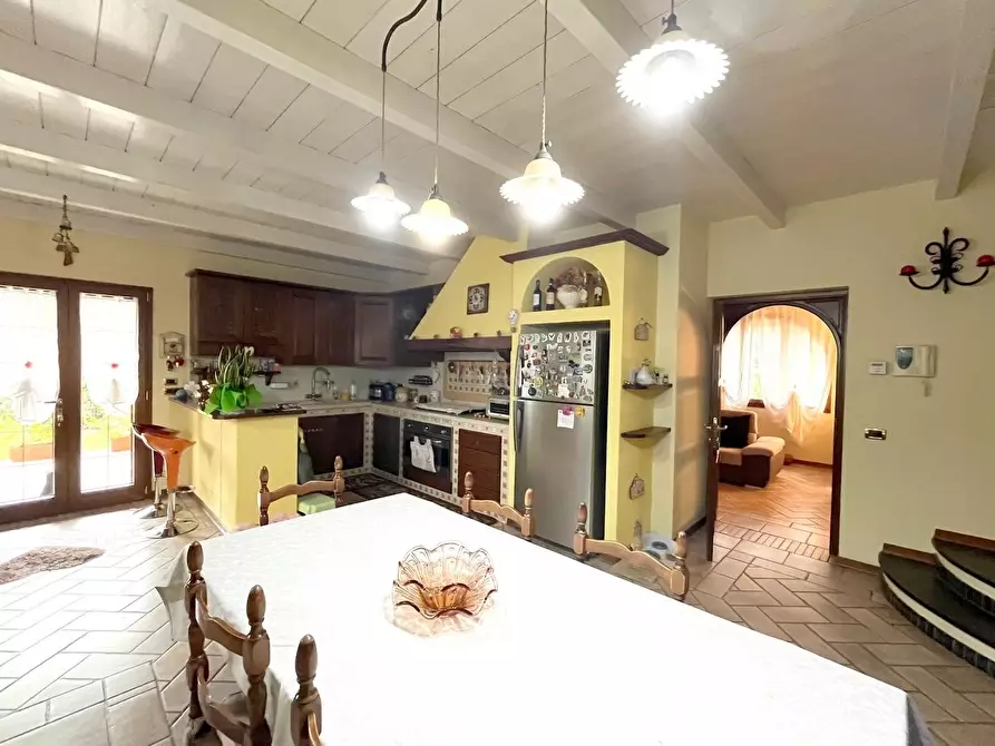 Immagine 32 di Villa in vendita  a Seravezza