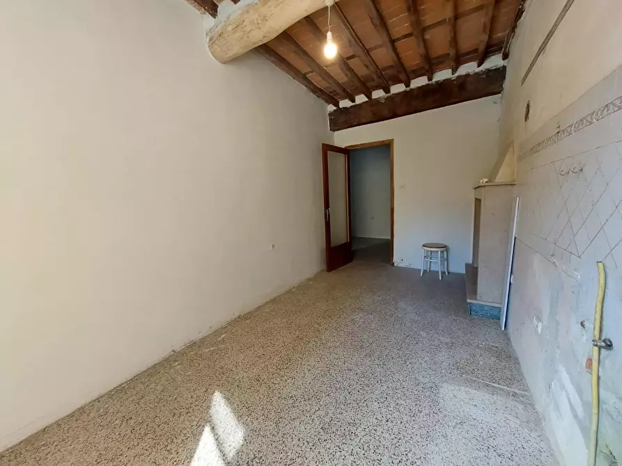 Immagine 9 di Appartamento in vendita  a Buti