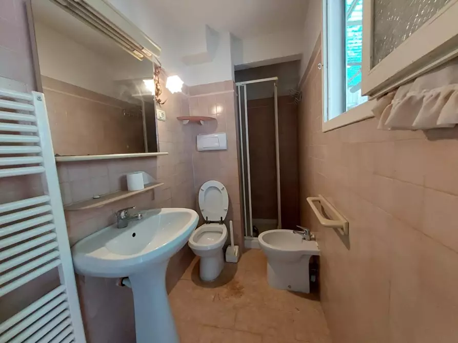 Immagine 17 di Appartamento in vendita  a Buti