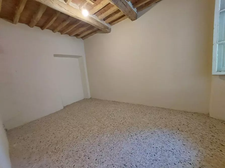 Immagine 13 di Appartamento in vendita  a Buti